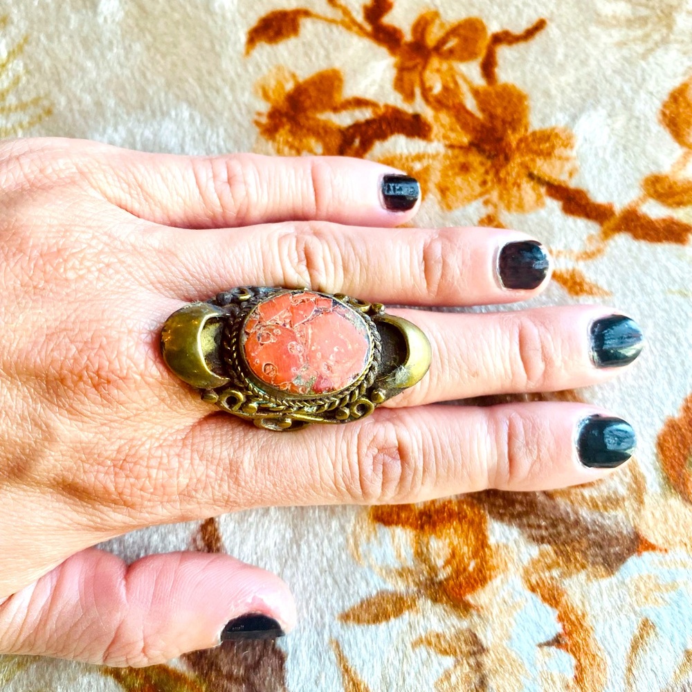 Vintage Red Stone Statement Ring - image 4